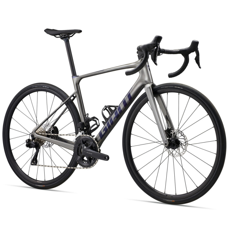 DEFY ADVANCED 1 GIANT 2024