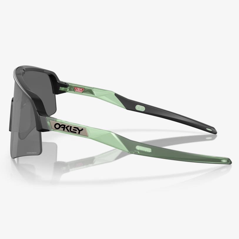 OAKLEY SUTRO LITE SWEEP RE-DISCOVER COLLECTION Lente Prizm Black,  Montatura Matte Black