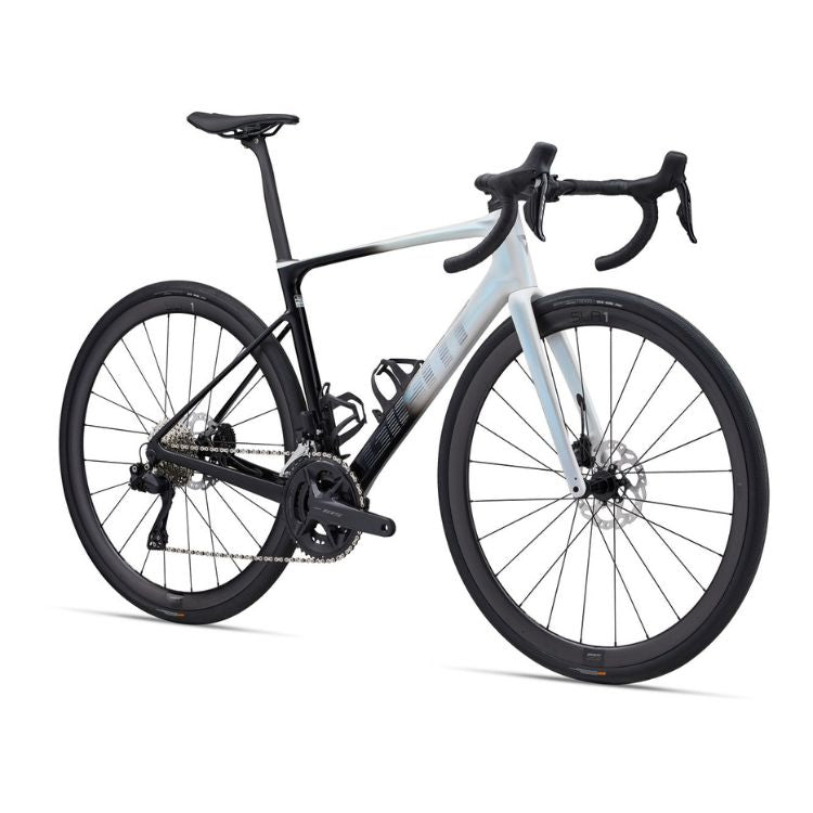 DEFY ADVANCED PRO 1 GIANT